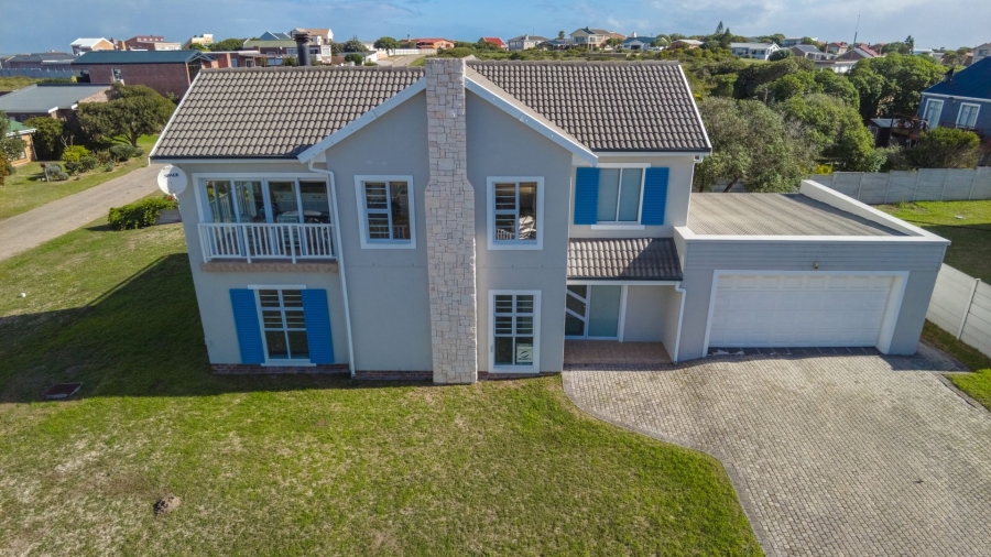 3 Bedroom Property for Sale in Franskraal Western Cape